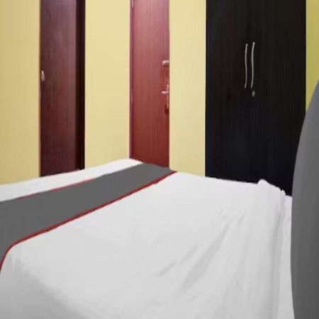 פונה Carnival Hotel מראה חיצוני תמונה