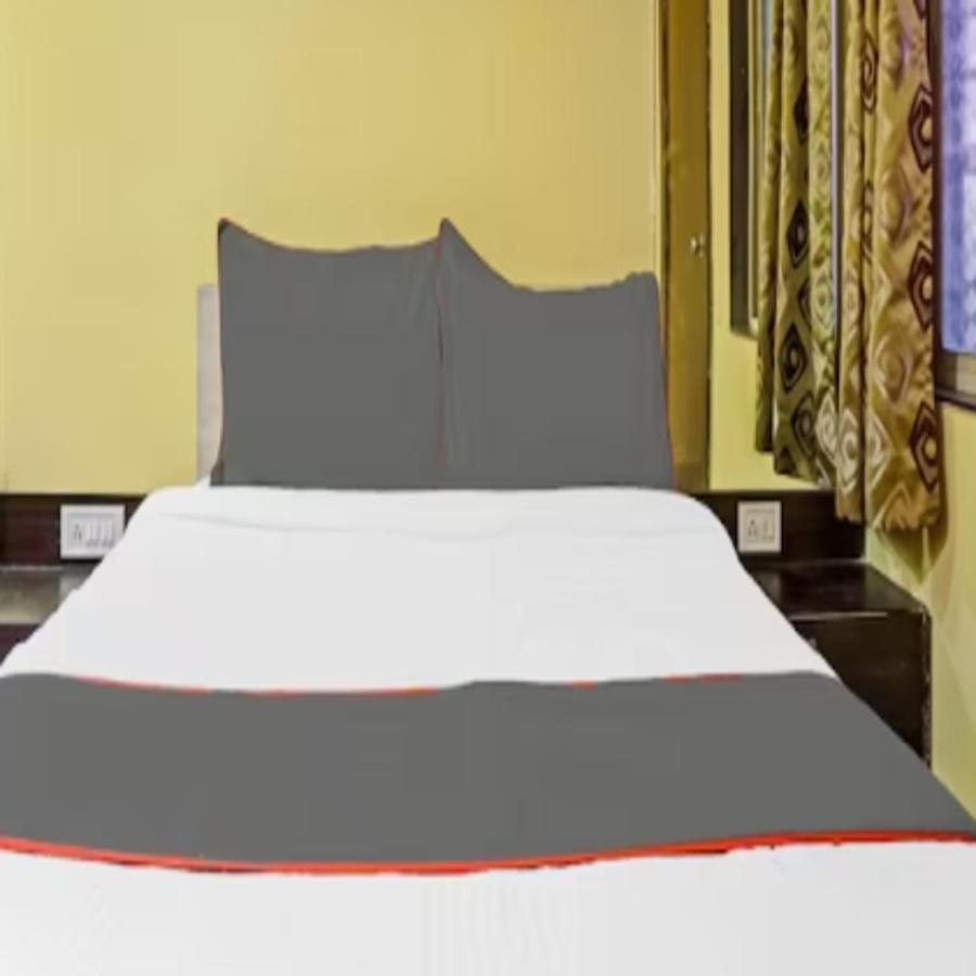 פונה Carnival Hotel מראה חיצוני תמונה