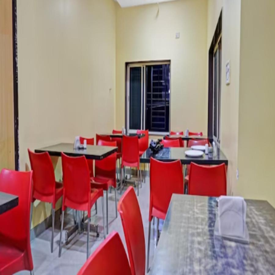 פונה Carnival Hotel מראה חיצוני תמונה