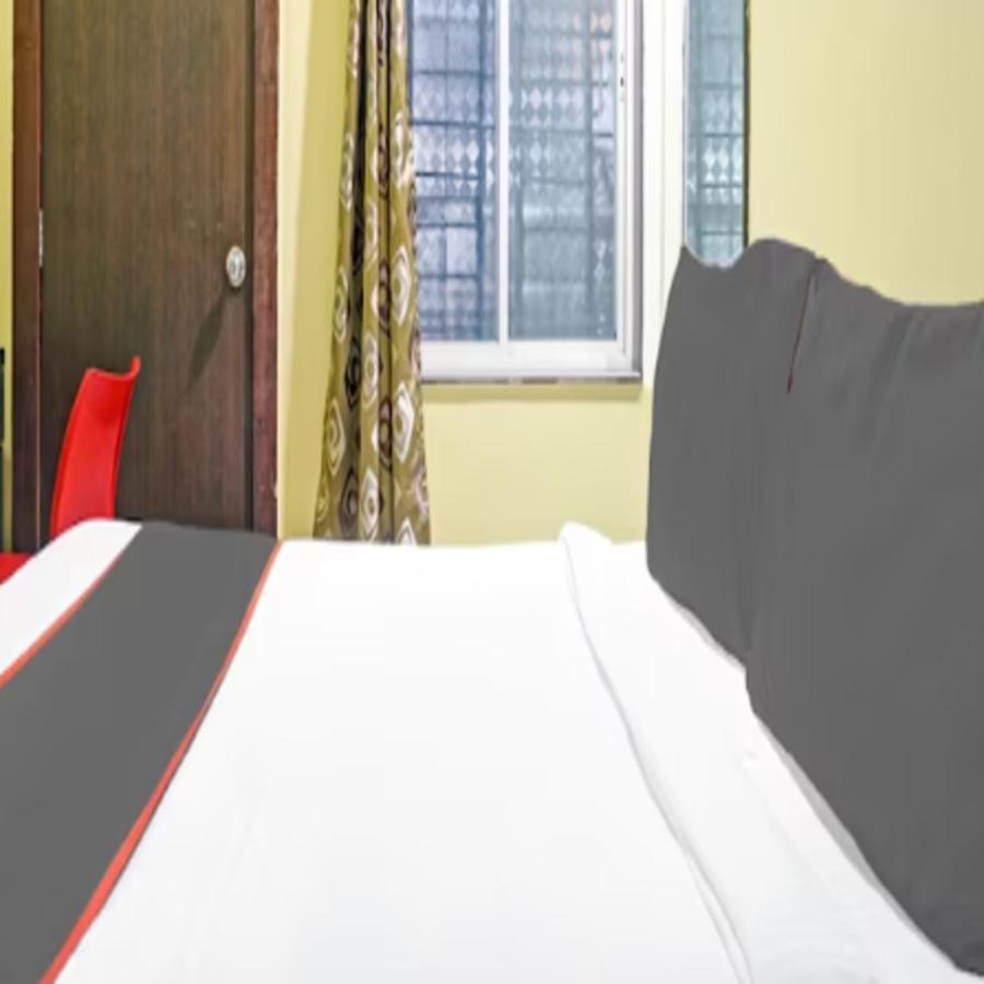 פונה Carnival Hotel מראה חיצוני תמונה